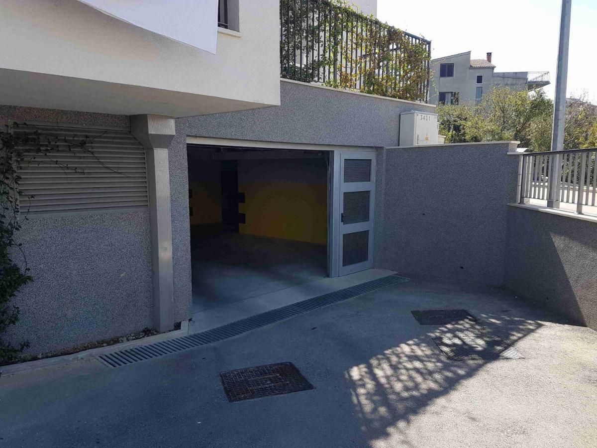 Apartment Rio Podstrana Kültér fotó