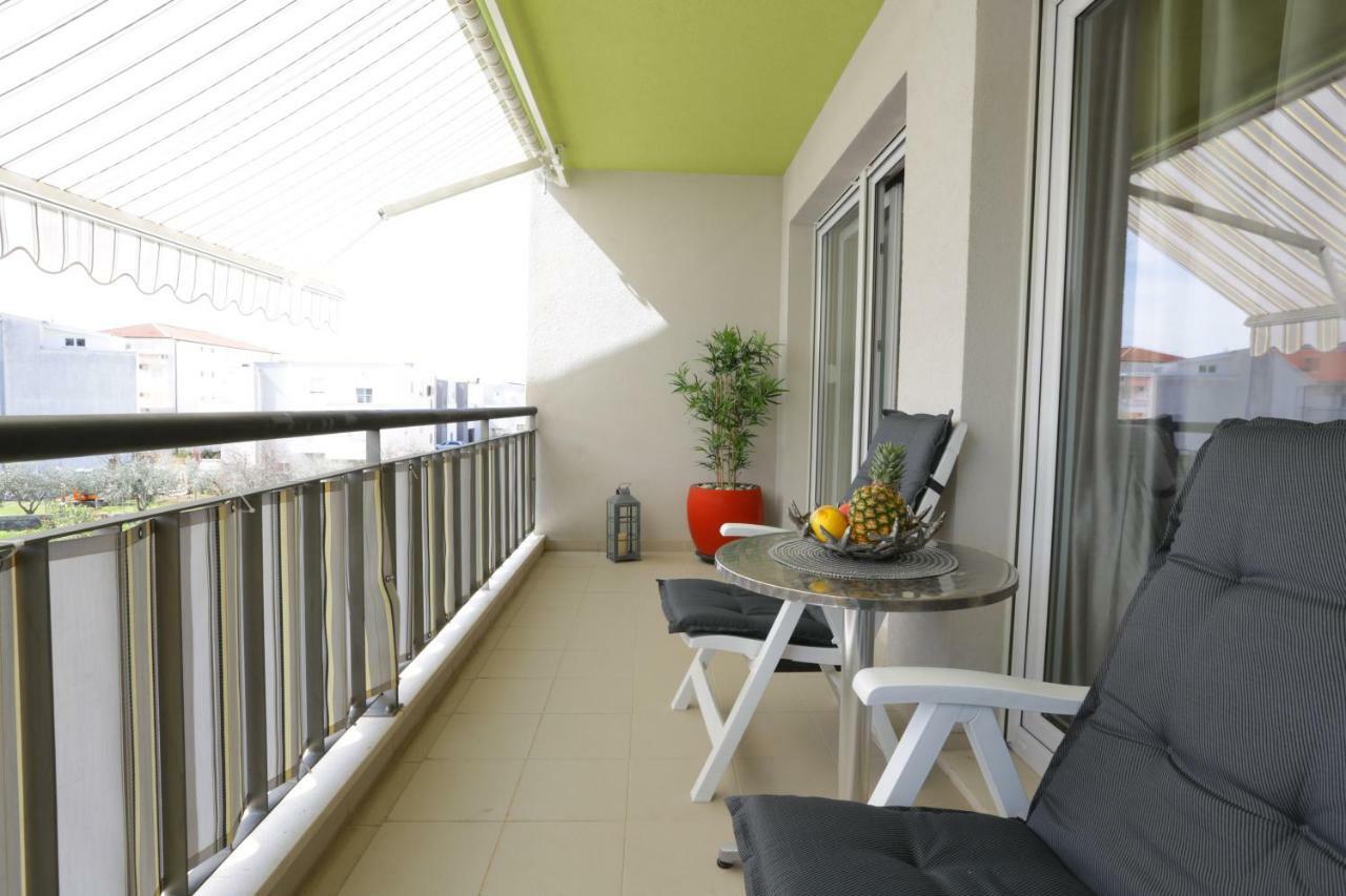 Apartment Rio Podstrana Kültér fotó