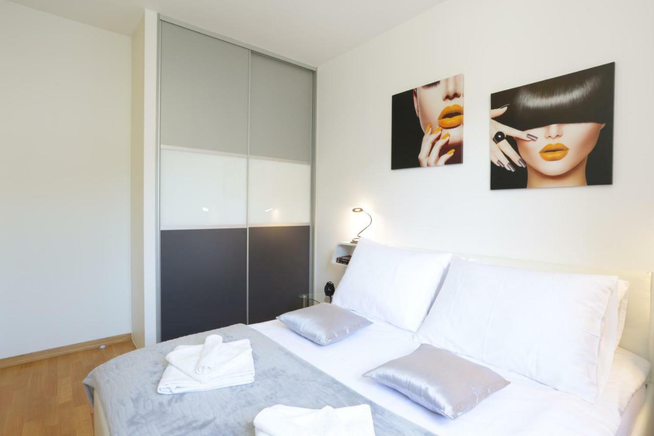 Apartment Rio Podstrana Kültér fotó