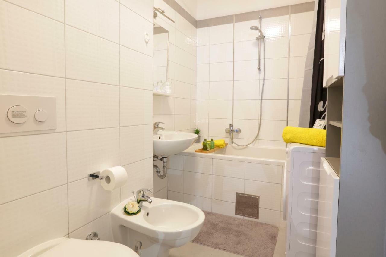 Apartment Rio Podstrana Kültér fotó